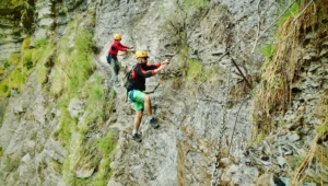 ferrata_sorrosal_guiasproyectoakua_pasamanos 1