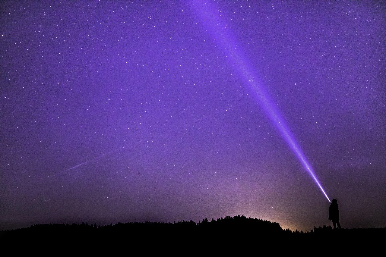 laser_constelaciones_turismo_estrellas_guara_somontano_proyectoakua.jpg